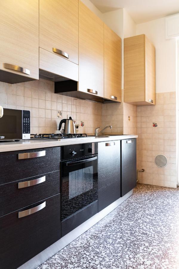 Accomodo Mit12 Trivano Linate Apartment Milan Luaran gambar