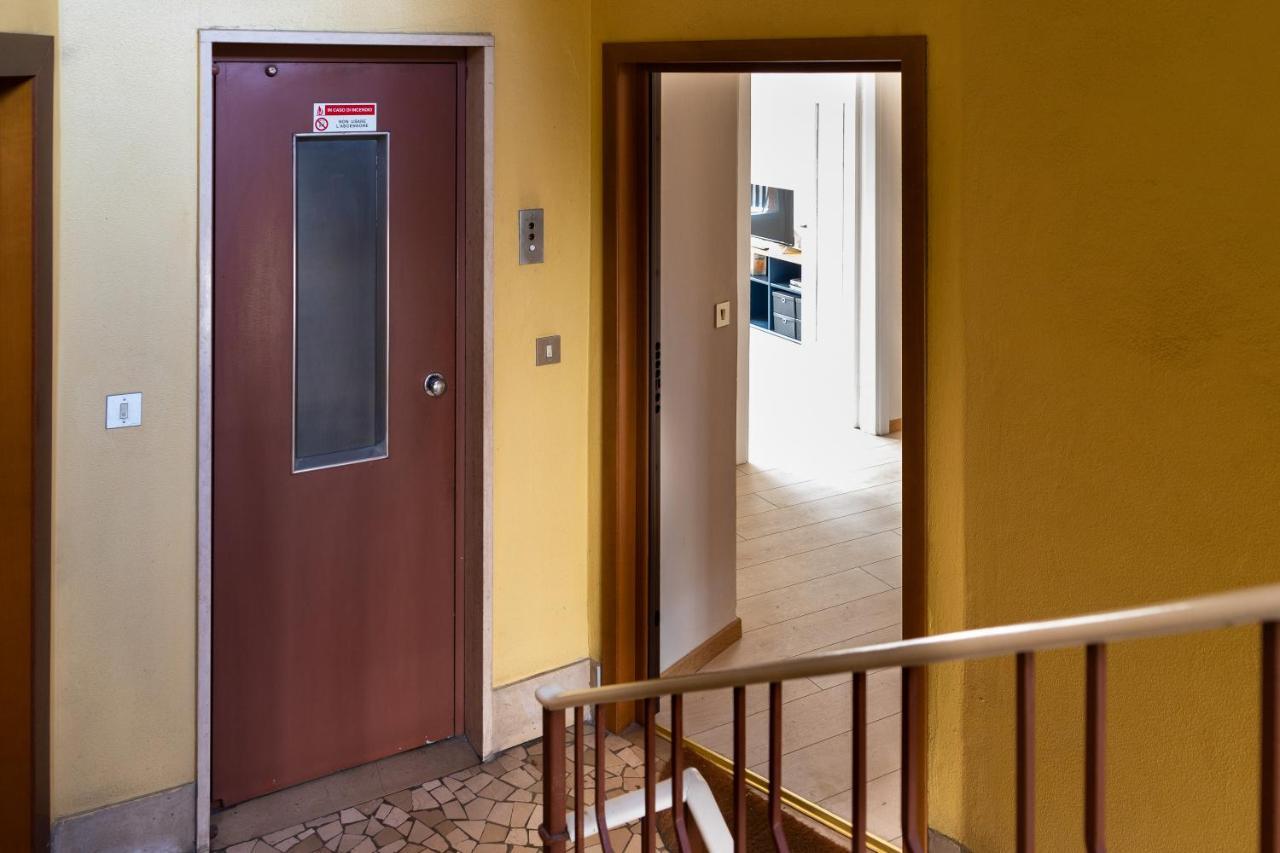 Accomodo Mit12 Trivano Linate Apartment Milan Luaran gambar